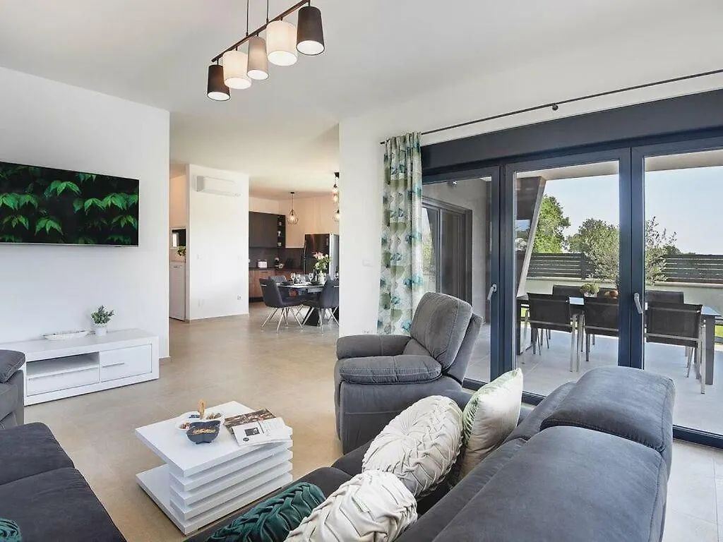 Villa Tika Comfortable Holiday Residence Pula